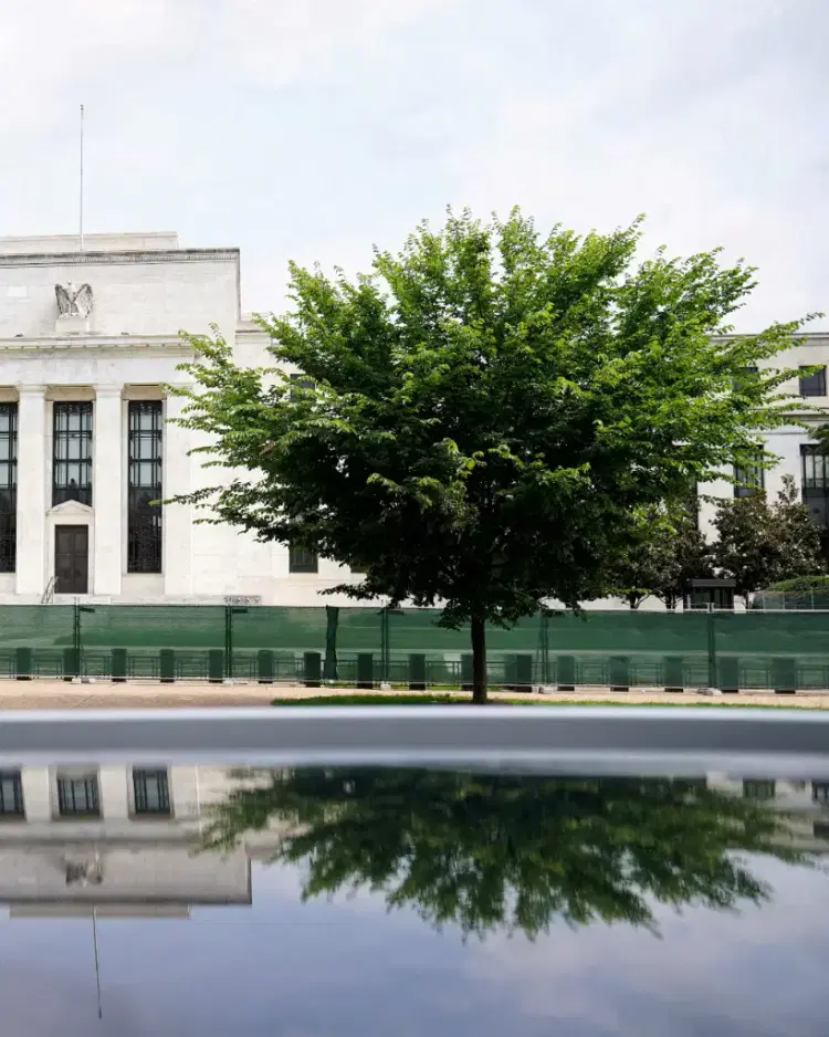 Bets on Fed Rate Cuts Are Sweeping Through US Bond Market